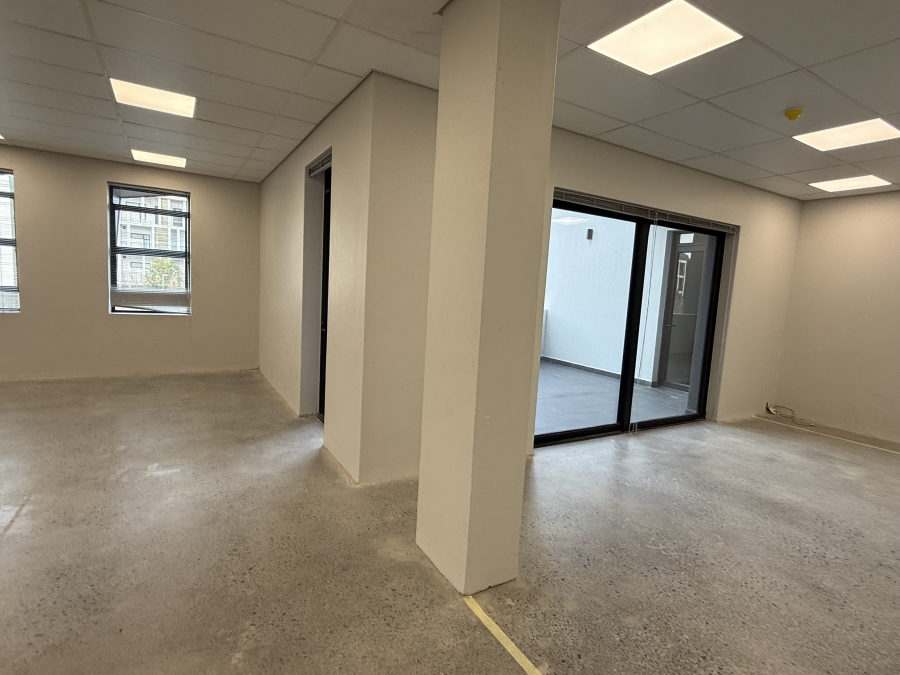 To Let Commercial Property for Rent in Paardevlei Western Cape